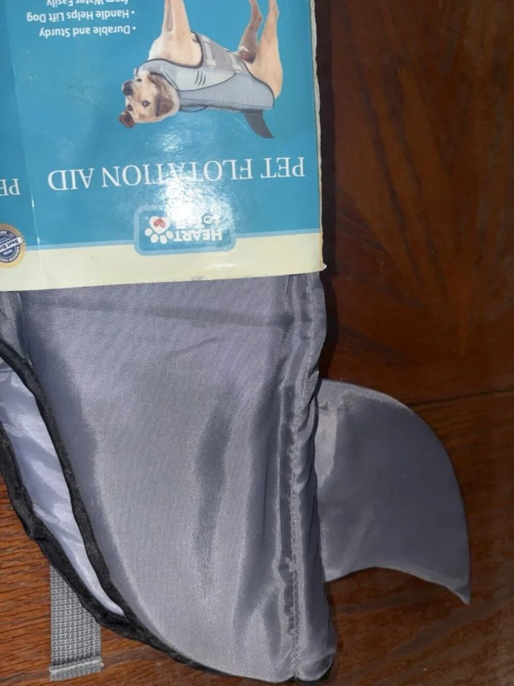 Heart to Tail Dog Shark Flotation Aid Life Jacket Large 70-110 Lb Rescue Handle